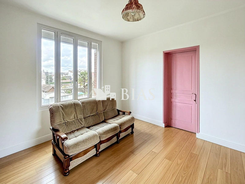 Maison - 145 m² - 7 pièces