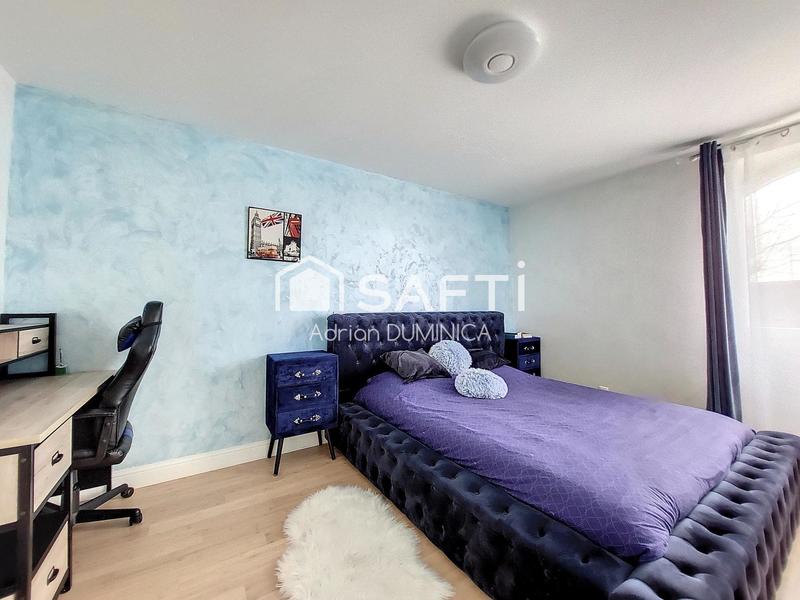 Maison - 194 m² - 8 pièces