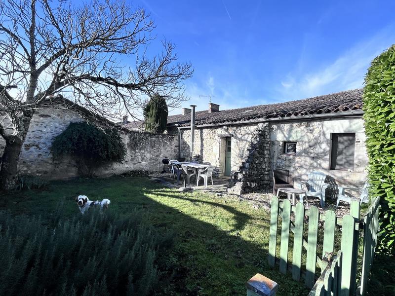 Maison traditionnelle - 350 m² - 14 pièces