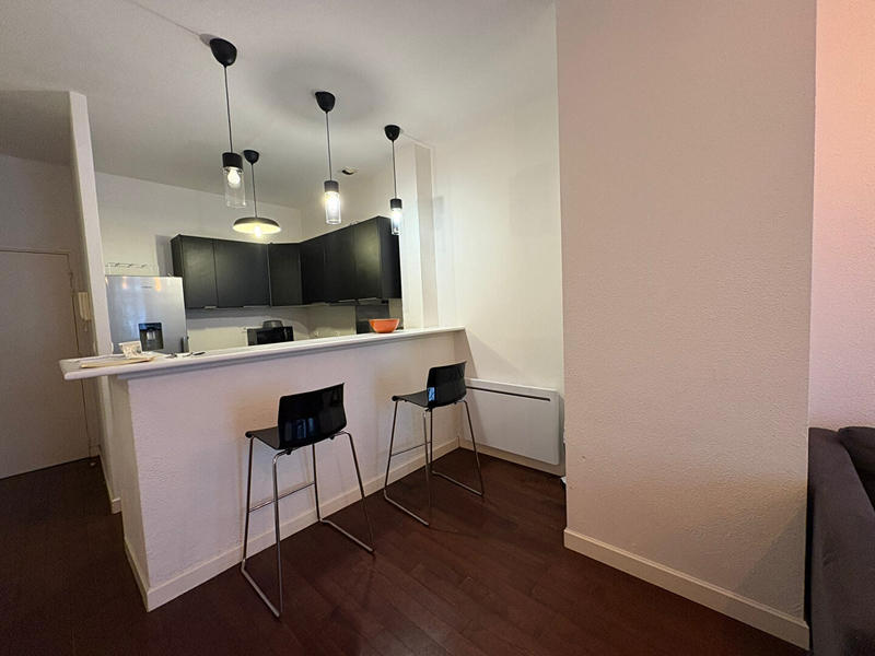 Appartement - 60 m² - 2 pièces