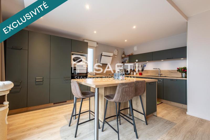 Appartement - 108 m² - 5 pièces