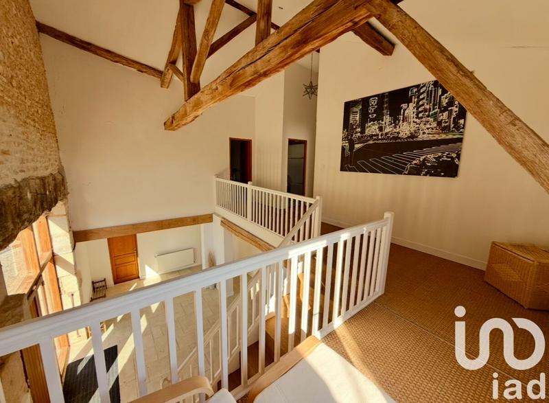 Maison - 332 m² - 11 pièces