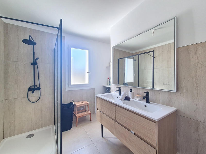 Villa - 170 m² - 7 pièces