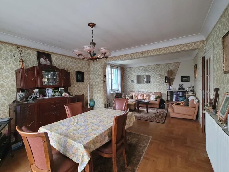 Maison - 173 m² - 9 pièces