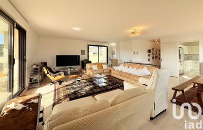 Appartement - 138 m² - 5 pièces