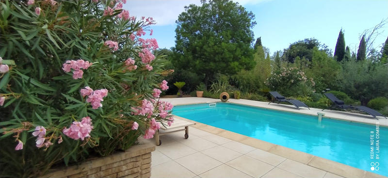 Villa - 220 m² - 8 pièces