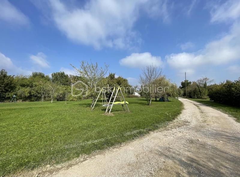 Maison - 246 m² - 8 pièces