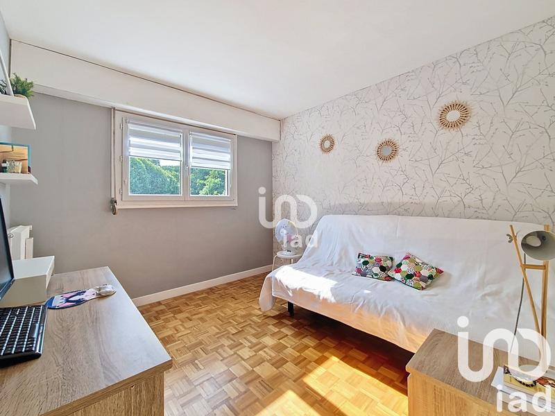 Appartement - 98 m² - 5 pièces