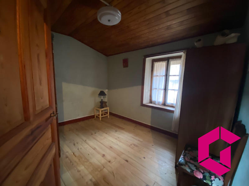 Maison - 80 m² - 5 pièces