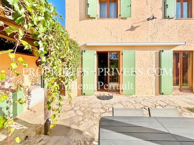 Maison - 150 m² - 5 pièces