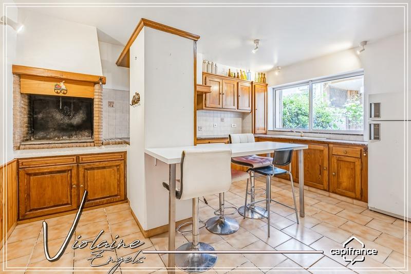 Maison de village - 217 m² - 7 pièces