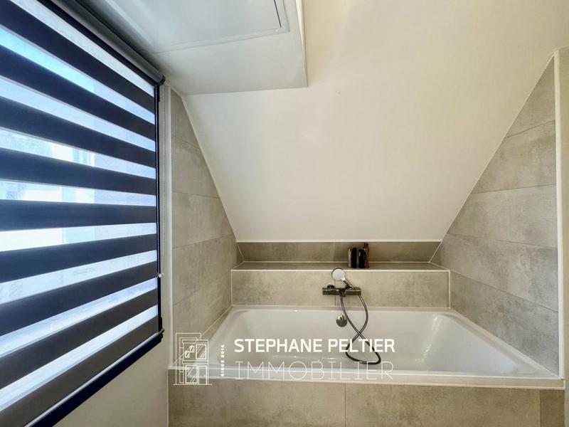 Maison - 105 m² - 4 pièces