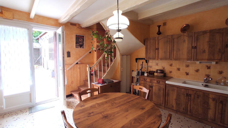 Maison - 102 m² - 4 pièces