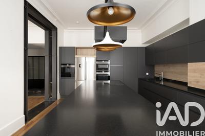 Duplex - 305 m² - 10 pièces