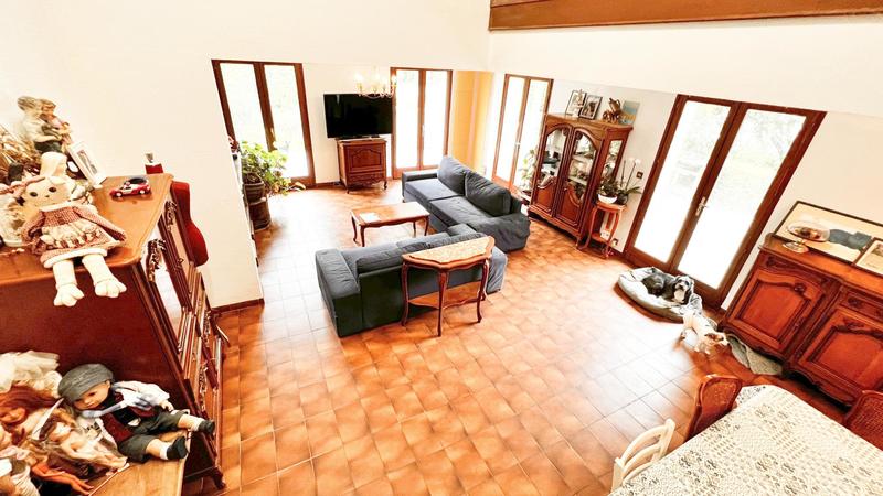 Maison - 165 m² - 7 pièces