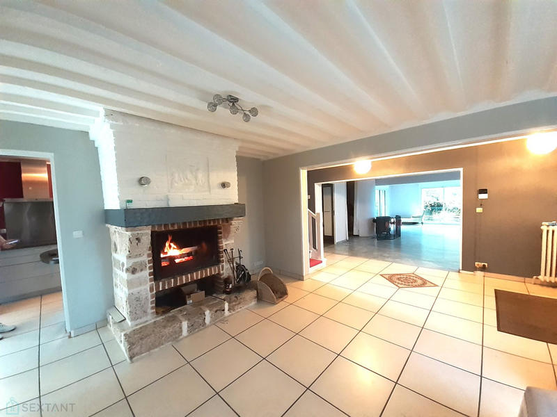 Maison - 200 m² - 7 pièces