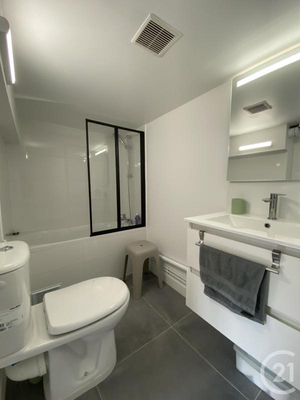 Pavillon - 100 m² - 5 pièces