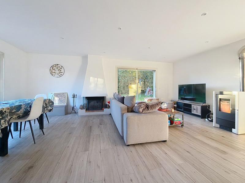 Maison - 150 m² - 7 pièces