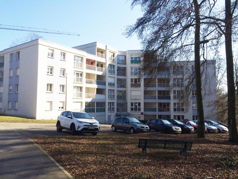 Appartement - 108 m² - 6 pièces