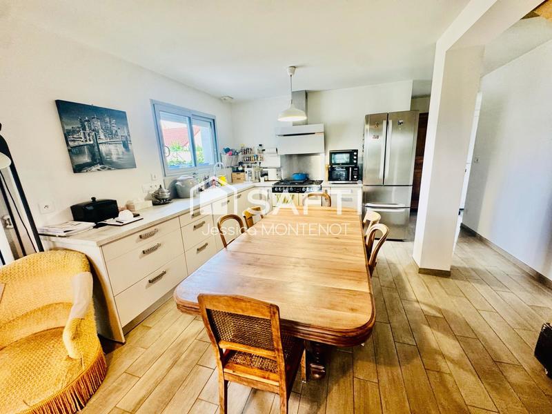 Maison - 109 m² - 4 pièces