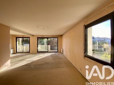 Appartement - 111 m² - 5 pièces