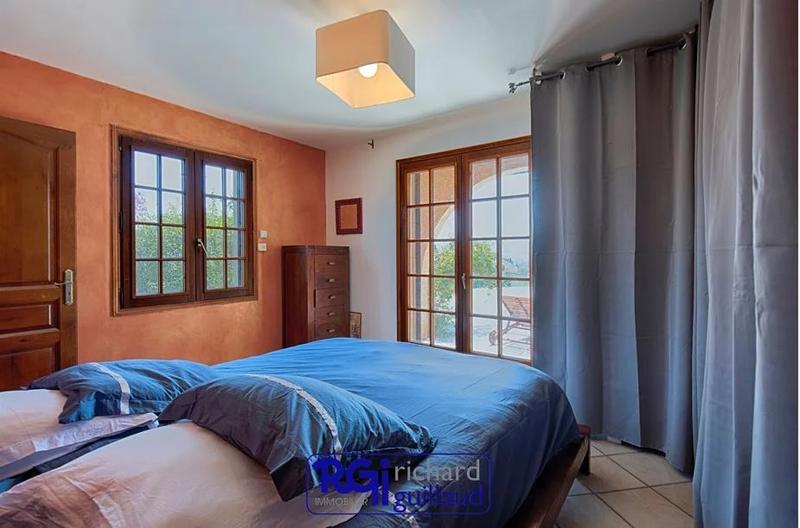 Maison - 138 m² - 5 pièces