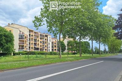 Appartement - 97 m² - 5 pièces