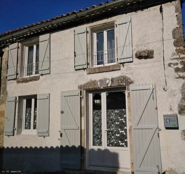 Maison en pierre - 39 m² - 2 pièces