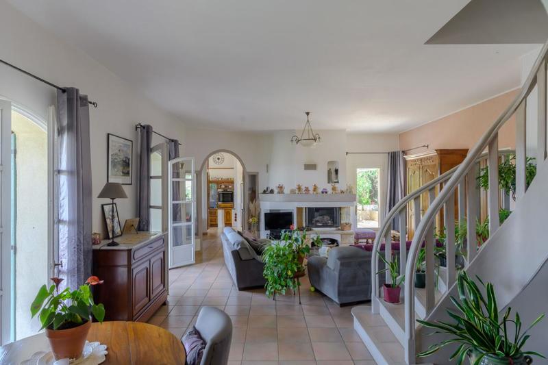 Maison - 150 m² - 4 pièces