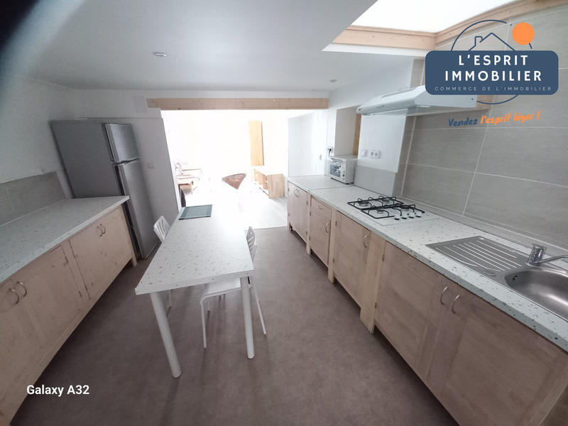 Maison - 183 m² - 7 pièces