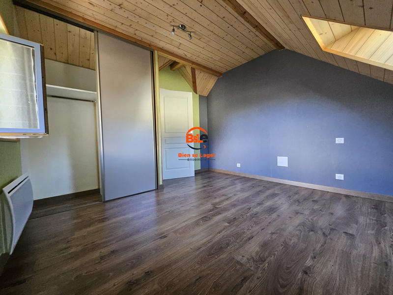 Appartement - 92 m² - 4 pièces