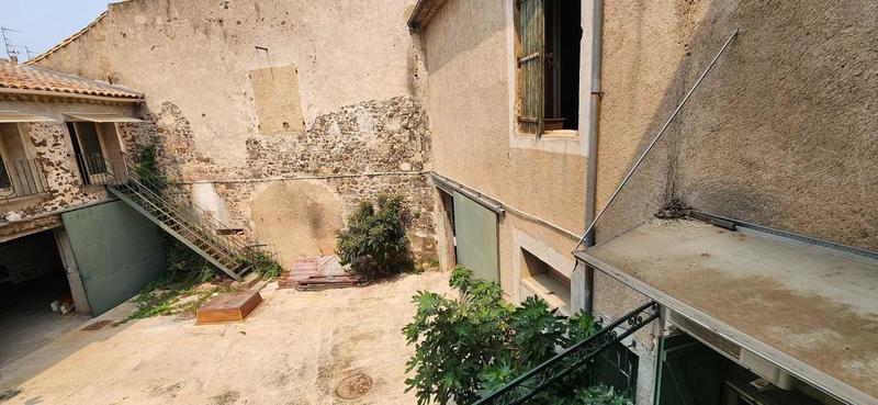 Maison - 255 m² - 9 pièces