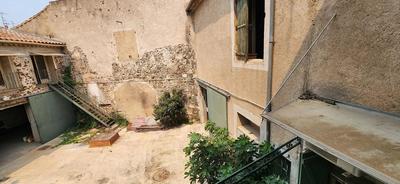 Maison - 255 m² - 9 pièces