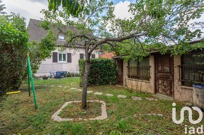 Maison - 121 m² - 6 pièces