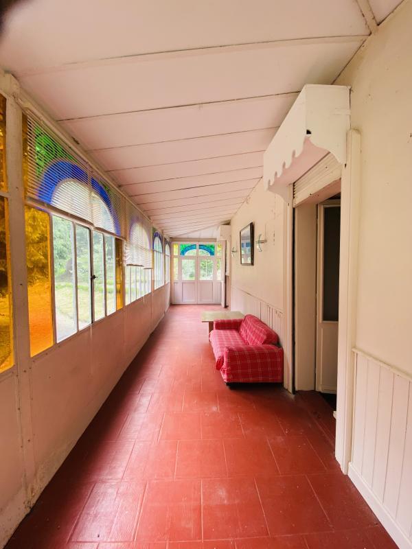 Maison - 400 m² - 11 pièces