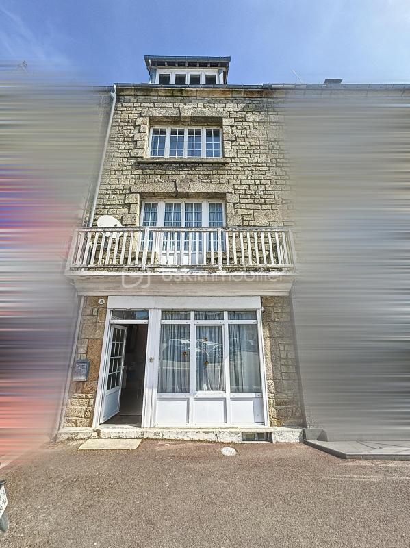 Maison de village - 77 m² - 5 pièces