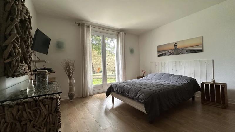 Propriété - 338 m² - 10 pièces