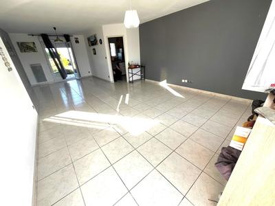 Maison - 104 m² - 5 pièces