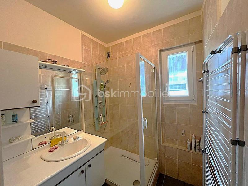 Appartement - 99 m² - 5 pièces