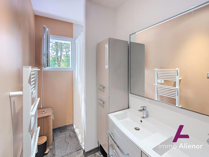 Maison - 98 m² - 4 pièces