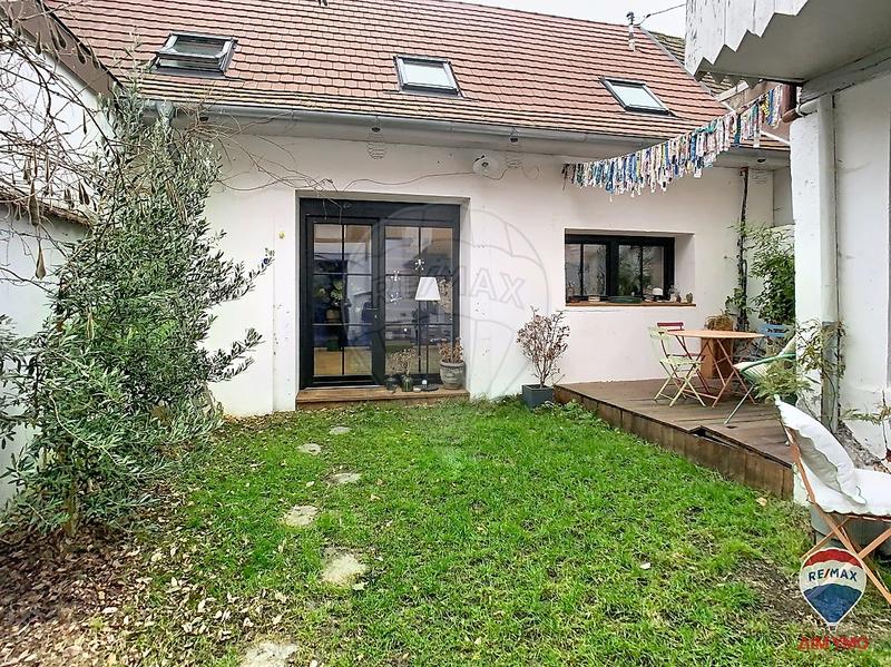 Maison - 192 m² - 7 pièces