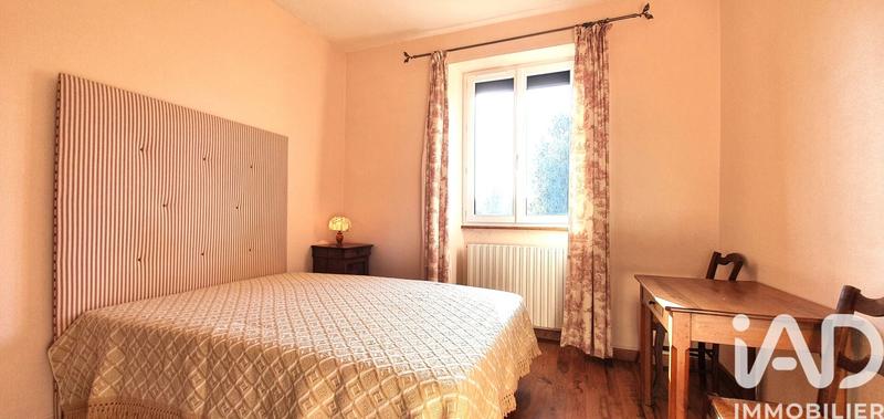 Maison - 332 m² - 12 pièces