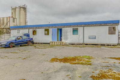 Local commercial - 517 m² - 10 pièces