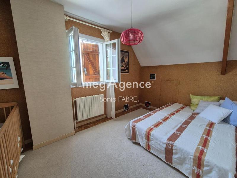 Maison - 137 m² - 6 pièces