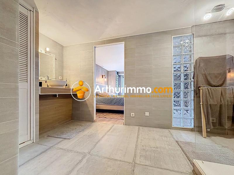 Maison - 197 m² - 6 pièces