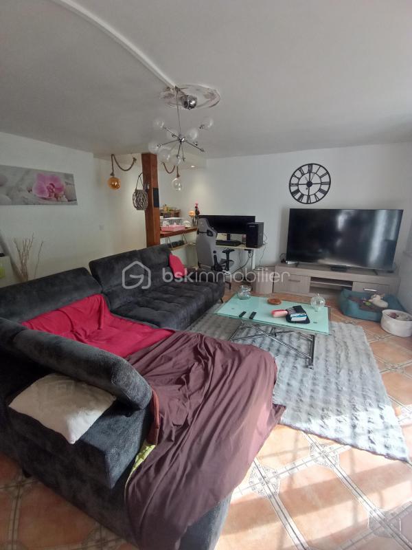 Maison - 230 m² - 6 pièces