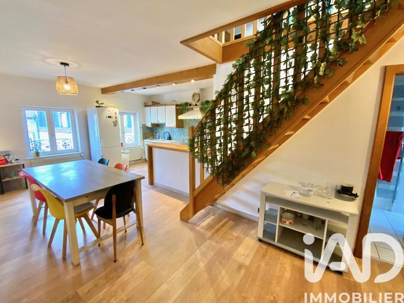 Appartement - 104 m² - 4 pièces