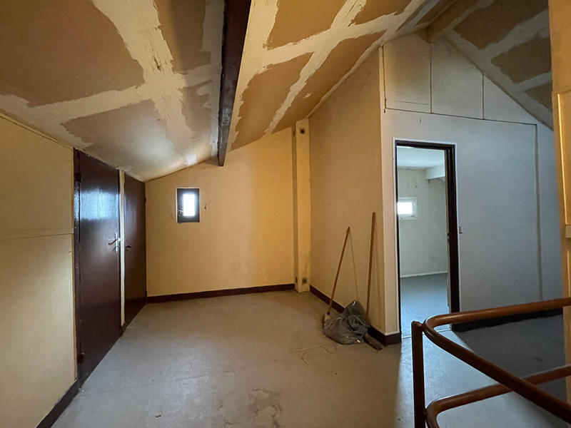 Maison - 86 m² - 5 pièces