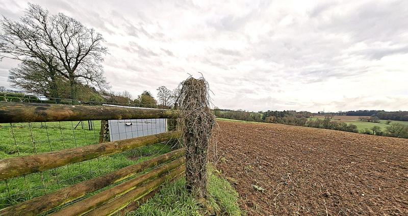 Terrain - 25 150 m²