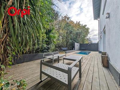 Villa - 169 m² - 7 pièces